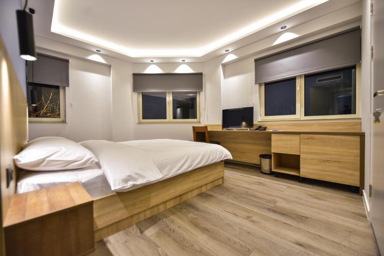Baron Boutique Hotel 예레반 외부 사진